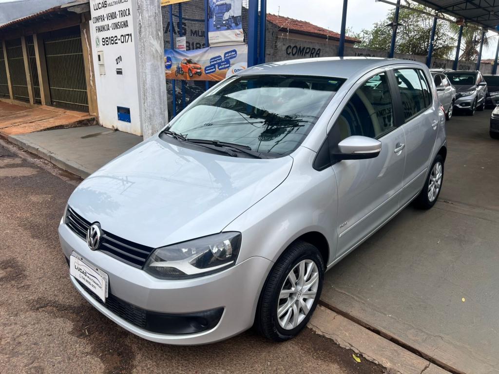 VOLKSWAGEN Fox - Foto