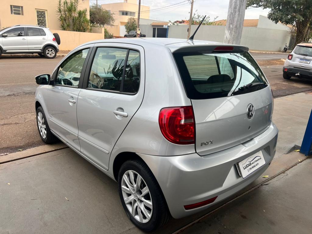 VOLKSWAGEN Fox - Foto