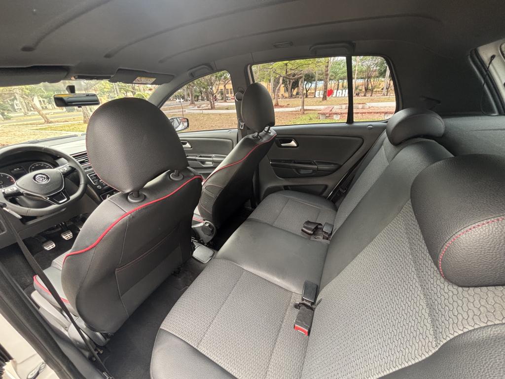 VOLKSWAGEN Fox - Foto