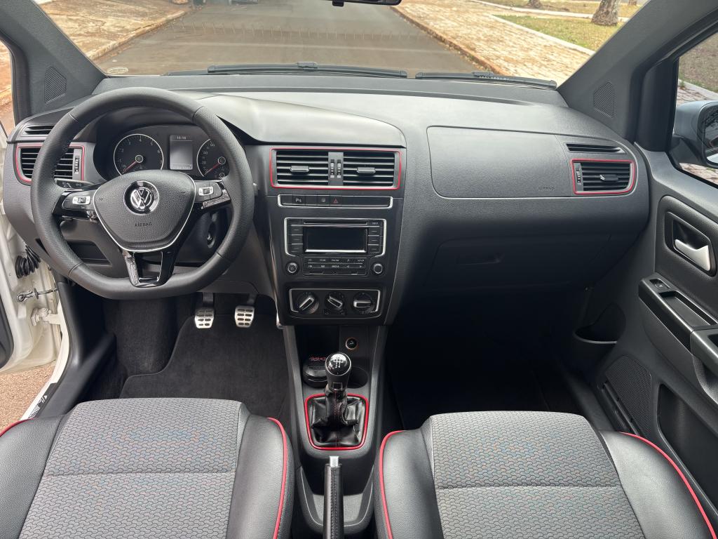 VOLKSWAGEN Fox - Foto