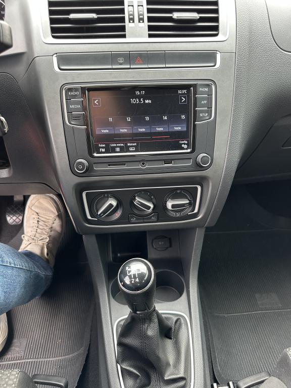 VOLKSWAGEN Fox - Foto