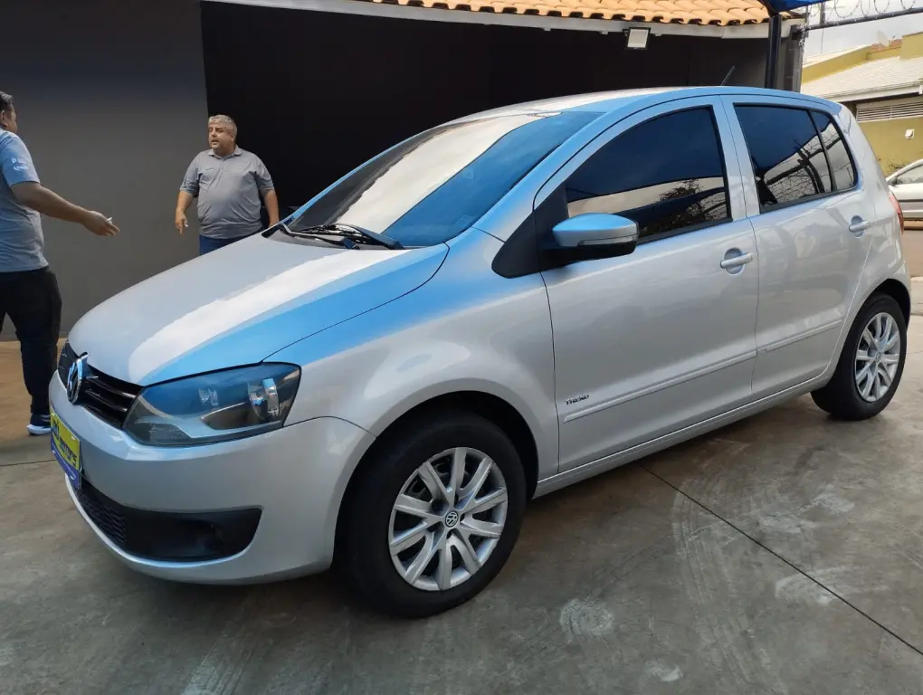 VOLKSWAGEN Fox - Foto