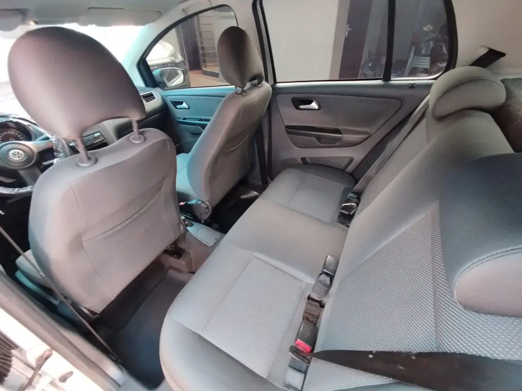 VOLKSWAGEN Fox - Foto