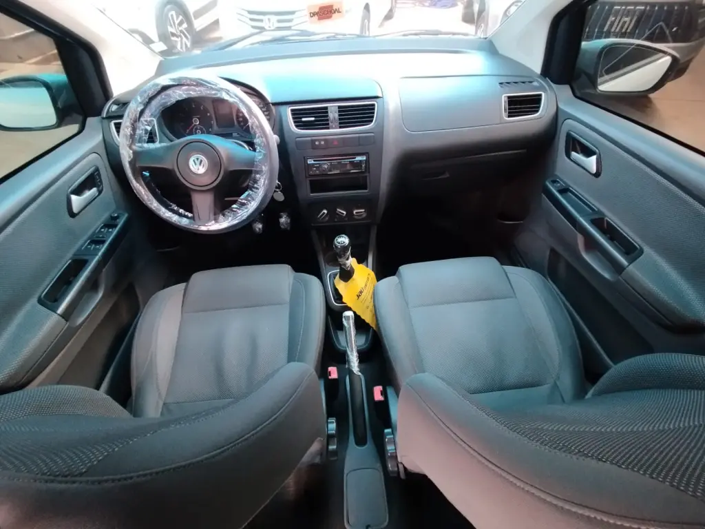 VOLKSWAGEN Fox - Foto