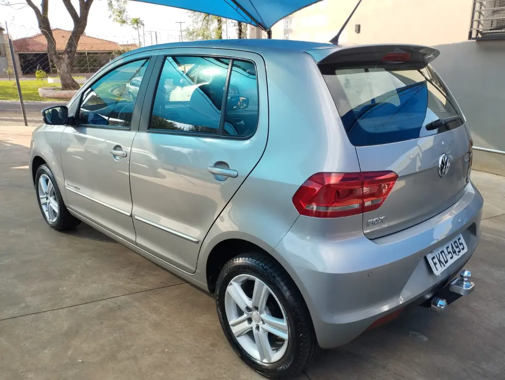 VOLKSWAGEN Fox - Foto
