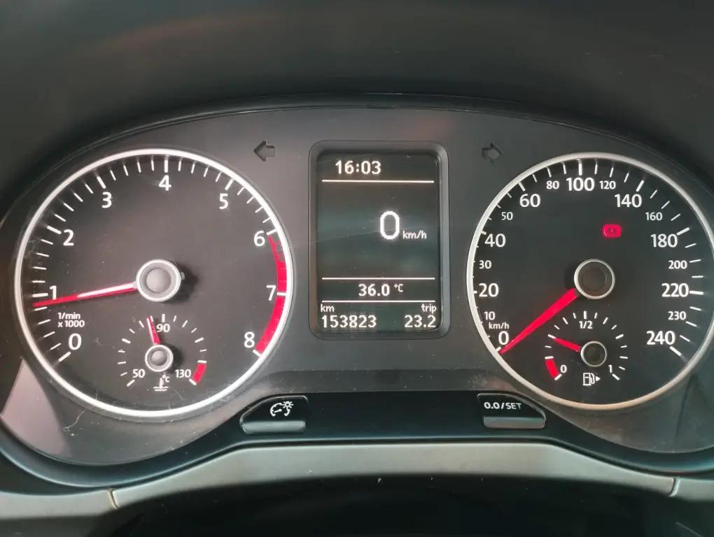 VOLKSWAGEN Fox - Foto