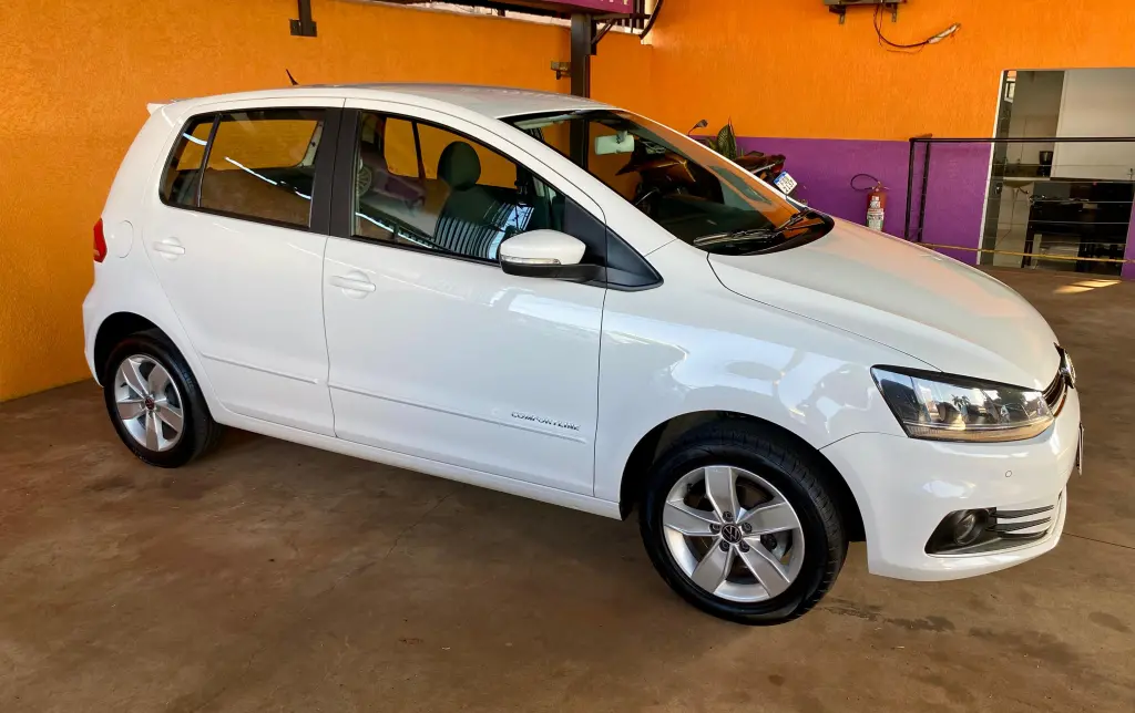 VOLKSWAGEN Fox - Foto