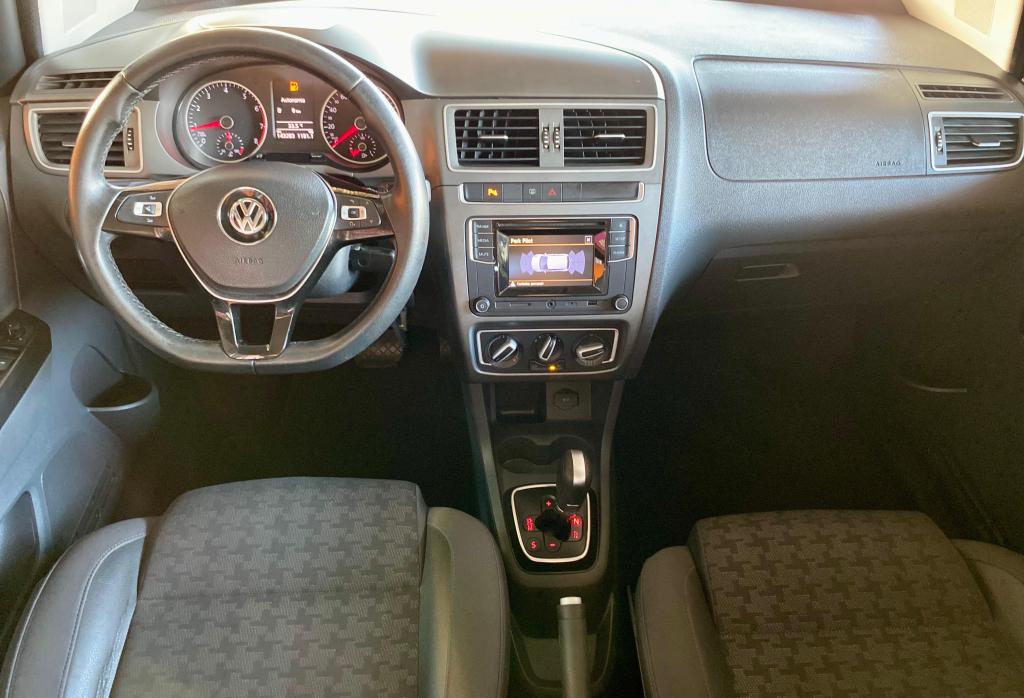 VOLKSWAGEN Fox - Foto