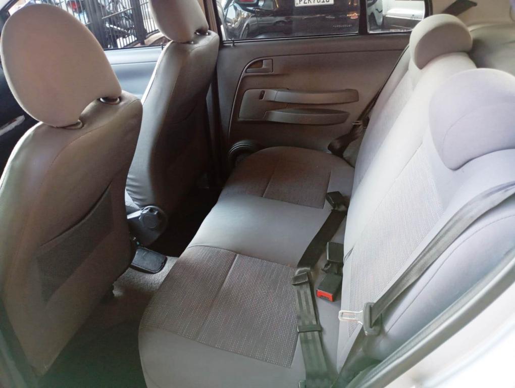 VOLKSWAGEN Fox - Foto