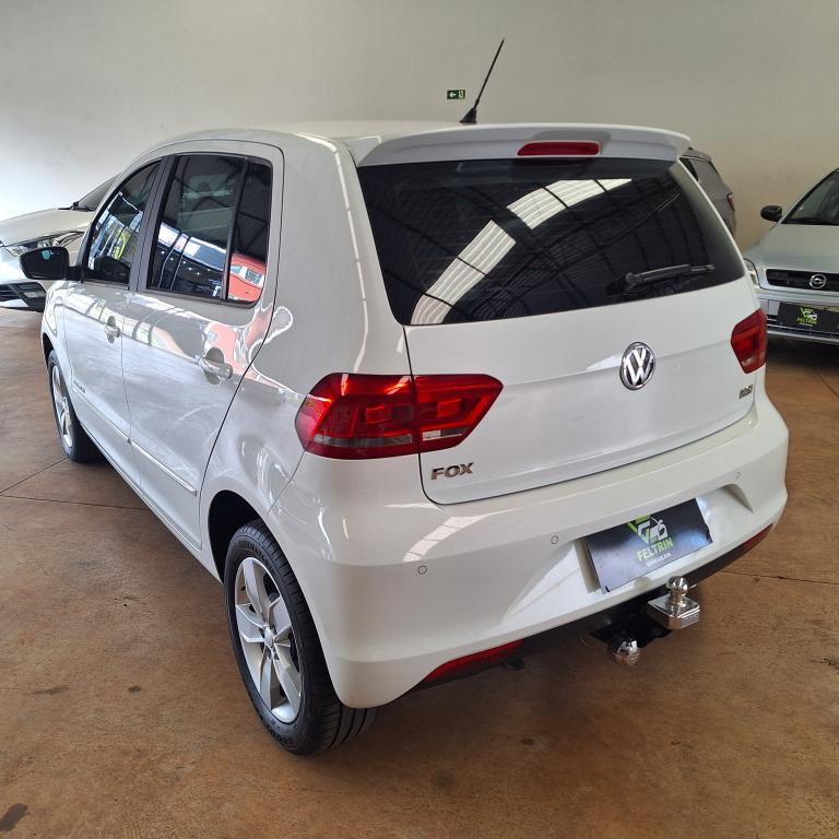 VOLKSWAGEN Fox - Foto