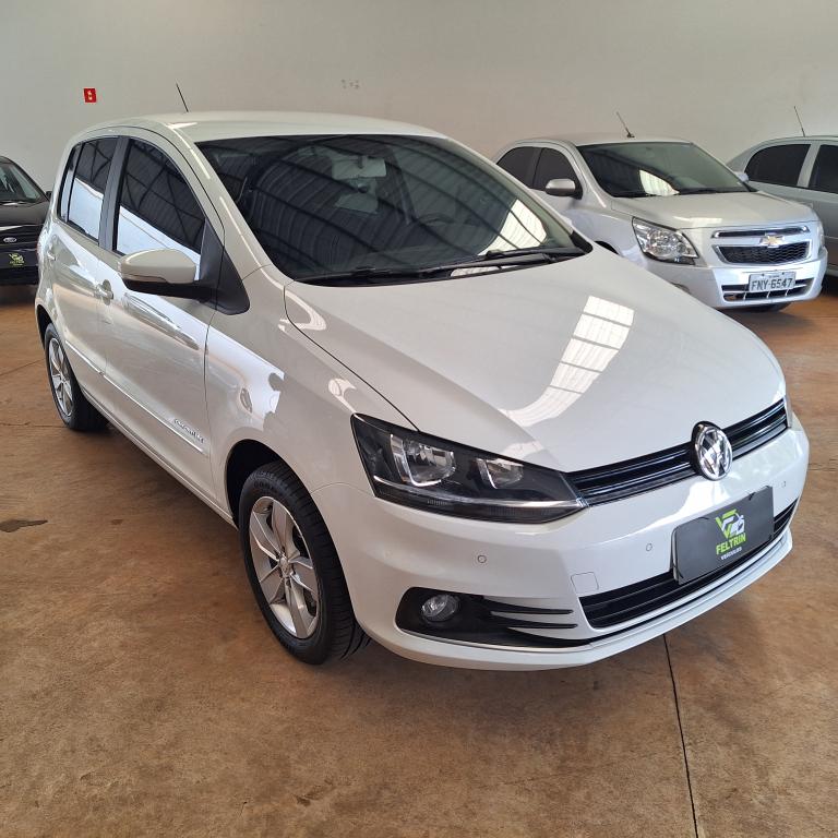 VOLKSWAGEN Fox - Foto