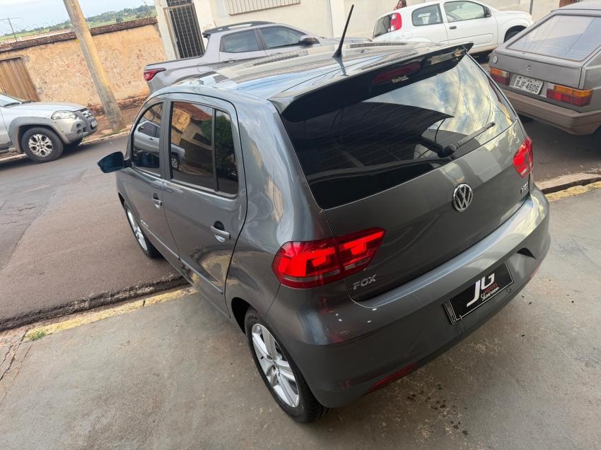 VOLKSWAGEN Fox - Foto