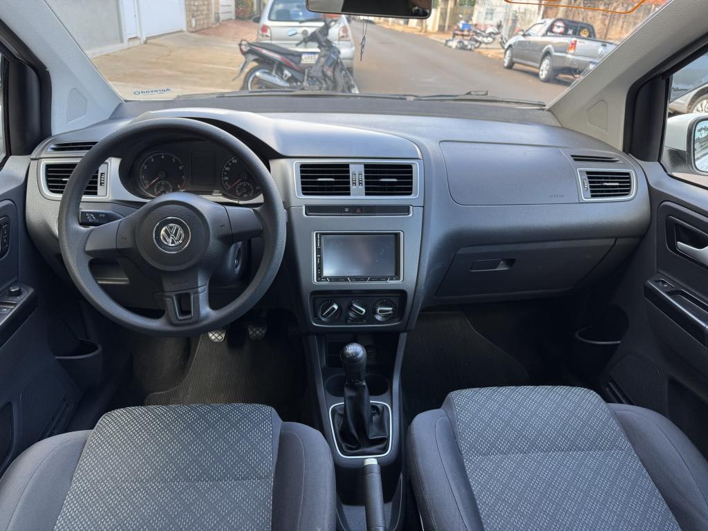VOLKSWAGEN Fox - Foto