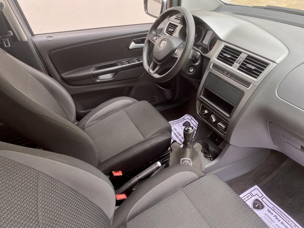 VOLKSWAGEN Fox - Foto