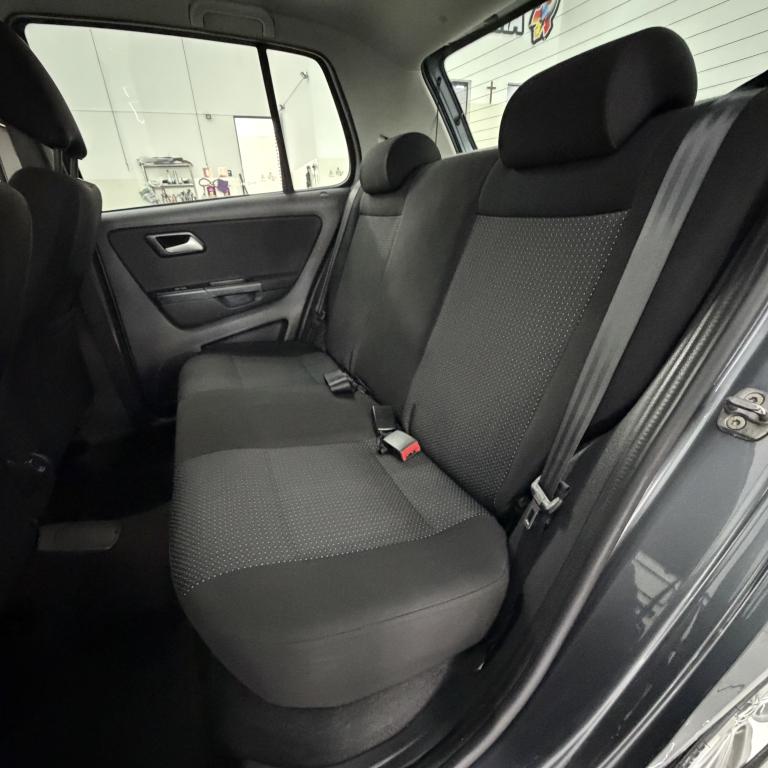 VOLKSWAGEN Fox - Foto