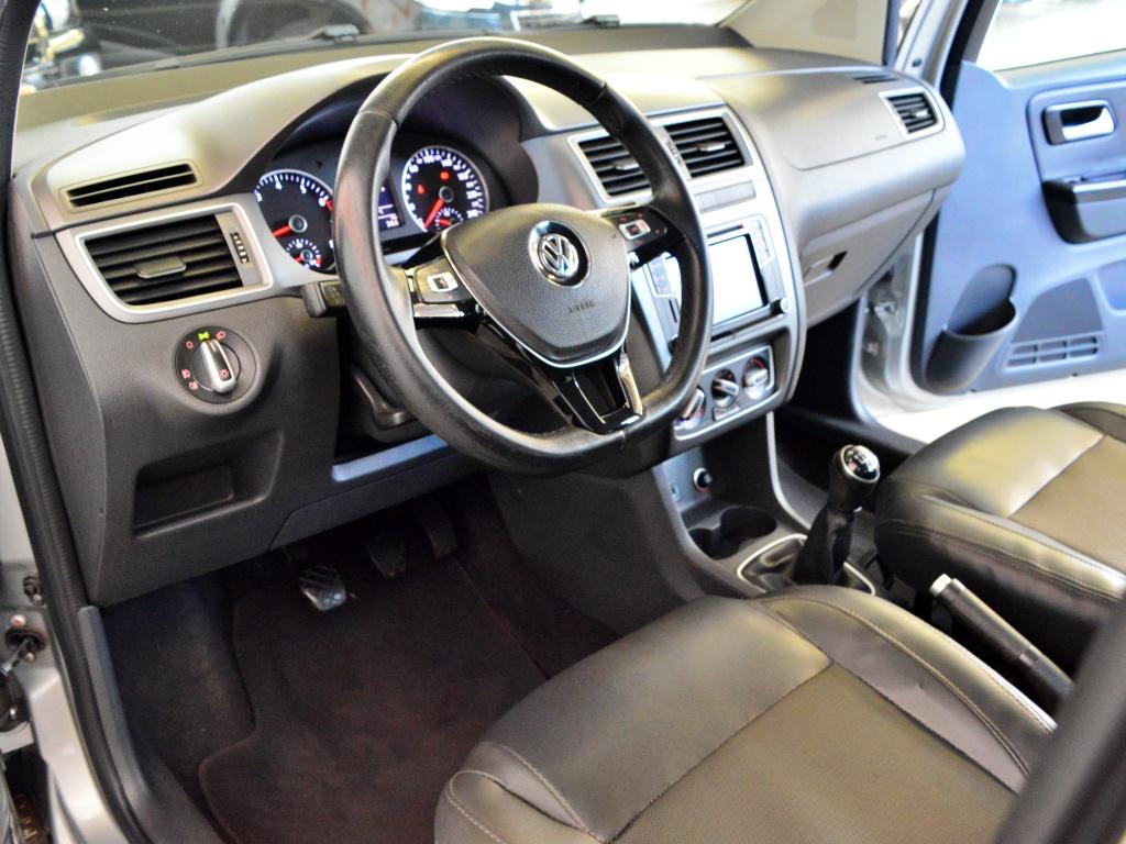 VOLKSWAGEN Fox - Foto