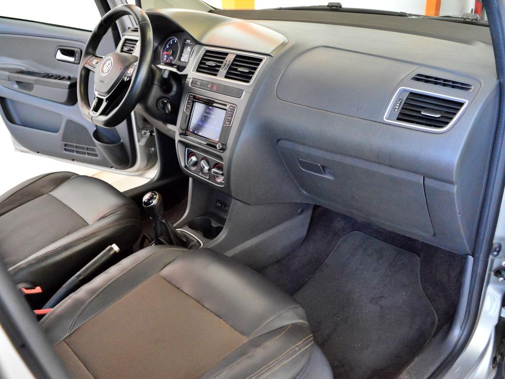 VOLKSWAGEN Fox - Foto