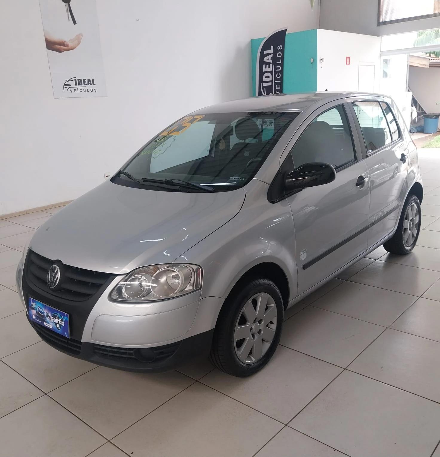 VOLKSWAGEN Fox - Foto