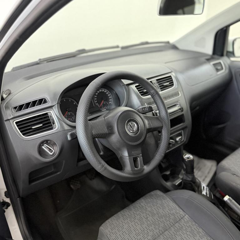 VOLKSWAGEN Fox - Foto