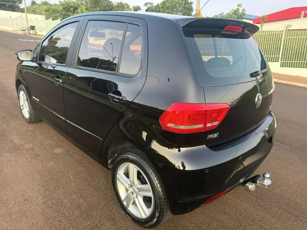 VOLKSWAGEN Fox - Foto