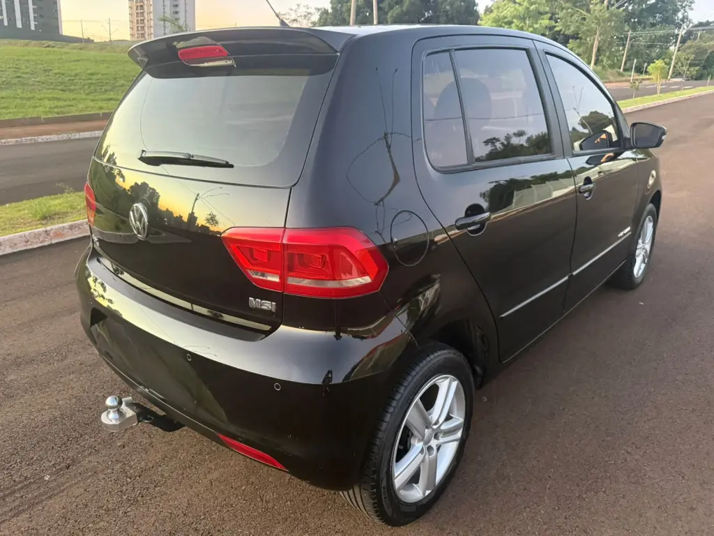 VOLKSWAGEN Fox - Foto