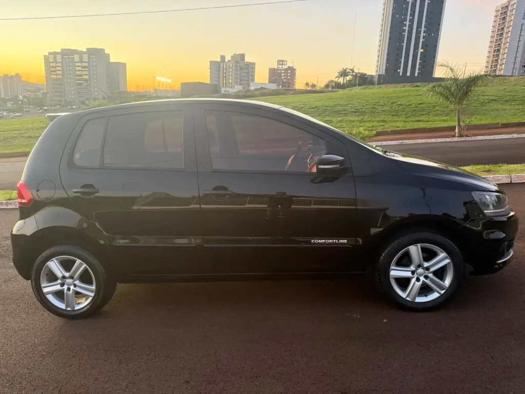 VOLKSWAGEN Fox - Foto