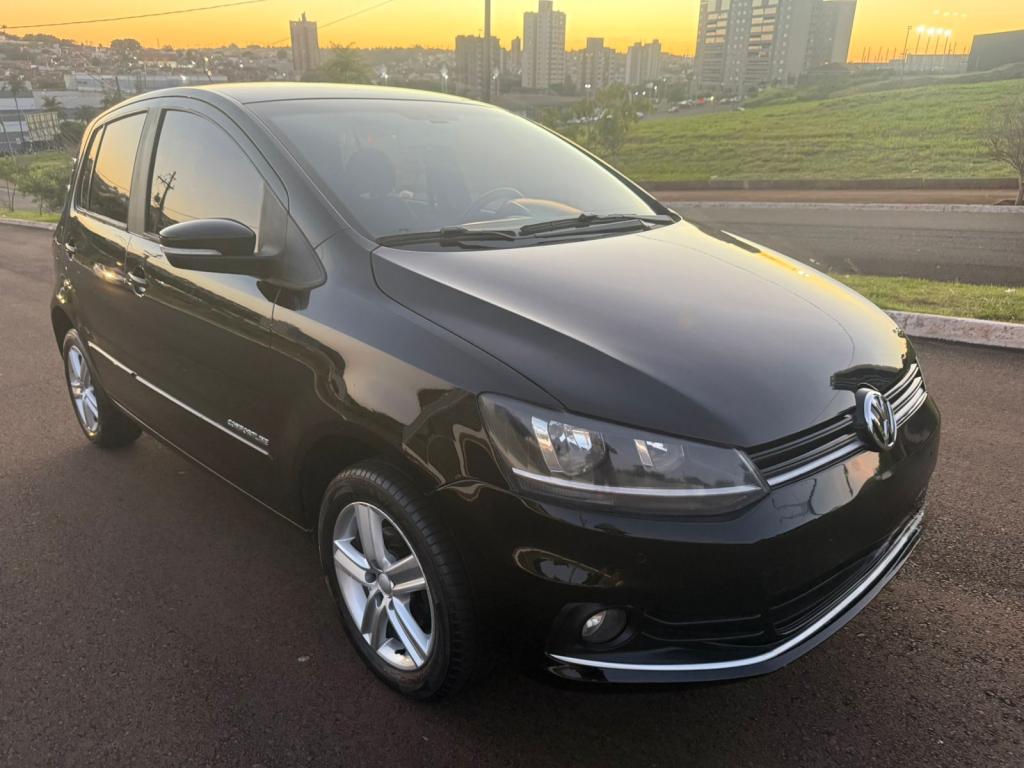 VOLKSWAGEN Fox - Foto