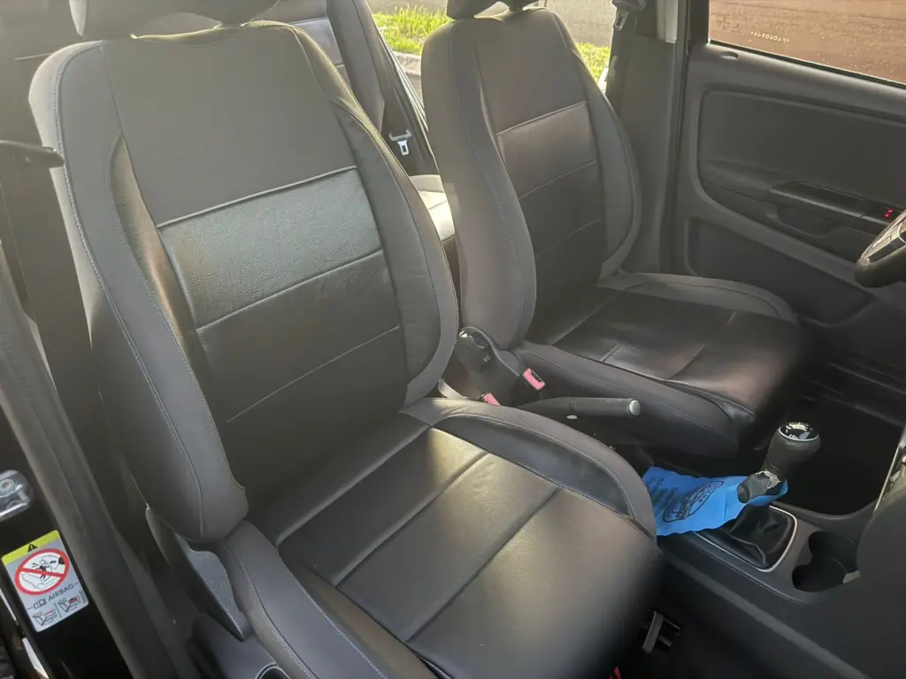 VOLKSWAGEN Fox - Foto