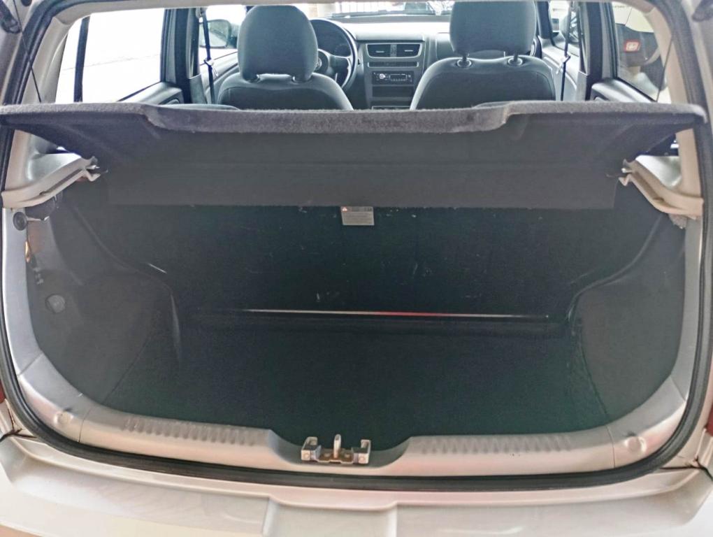 VOLKSWAGEN Fox - Foto