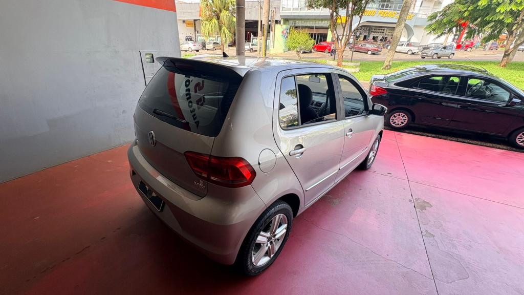 VOLKSWAGEN Fox - Foto