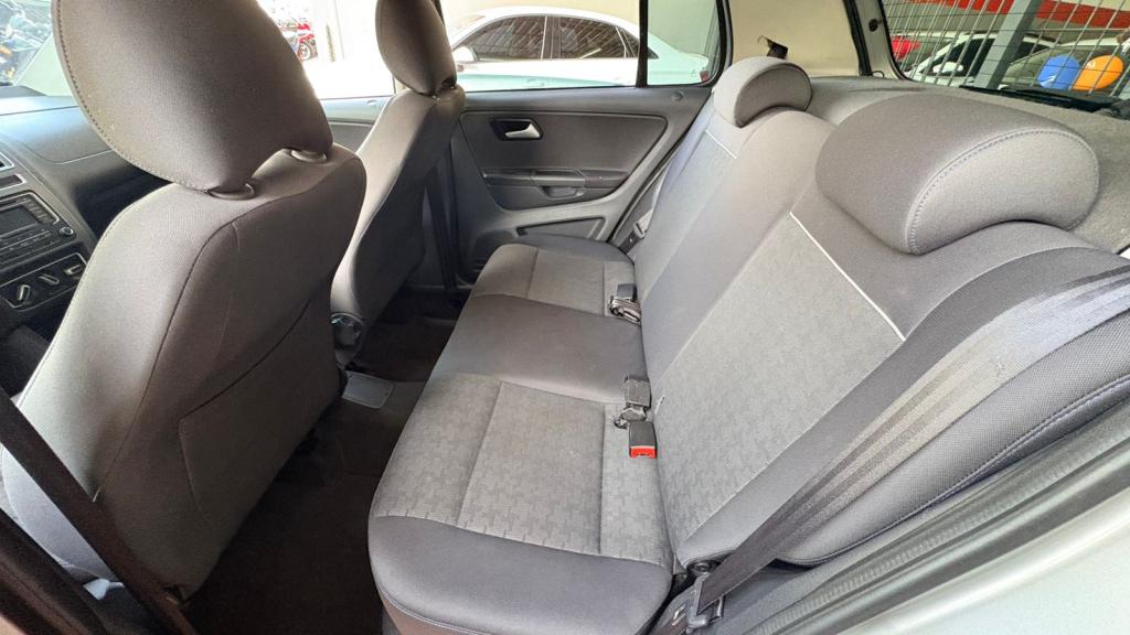 VOLKSWAGEN Fox - Foto