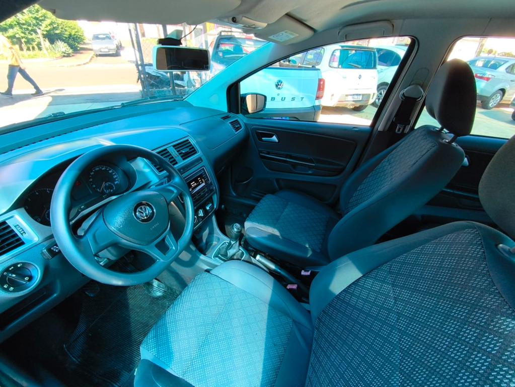 VOLKSWAGEN Fox - Foto