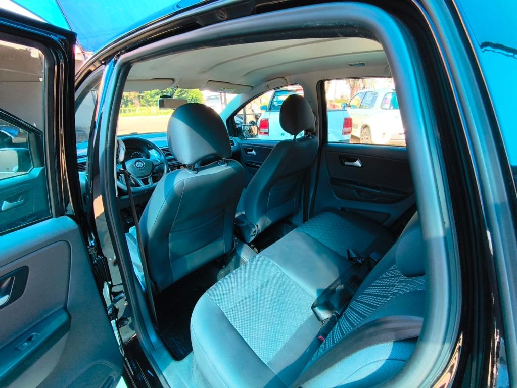 VOLKSWAGEN Fox - Foto