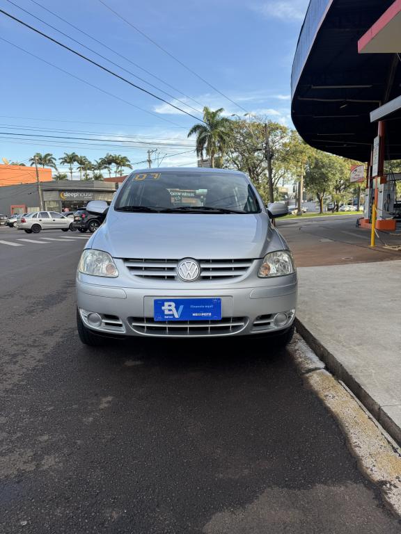 VOLKSWAGEN Fox - Foto