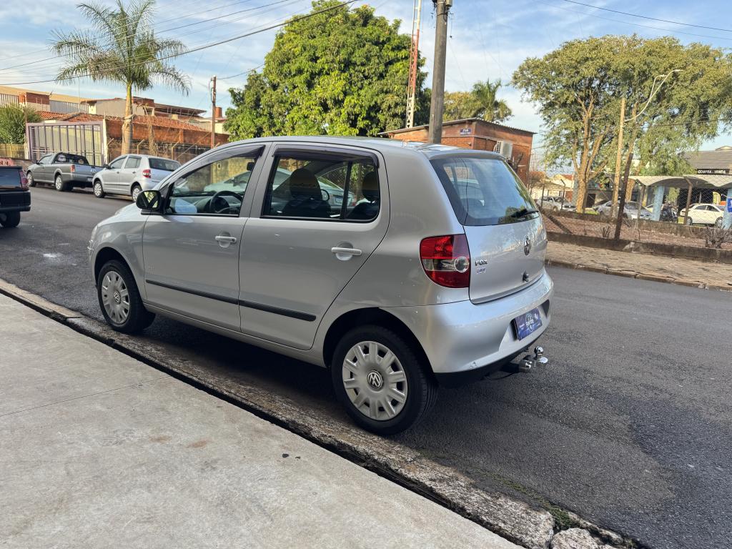 VOLKSWAGEN Fox - Foto