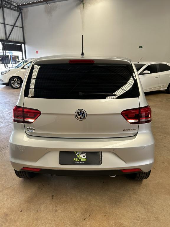 VOLKSWAGEN Fox - Foto