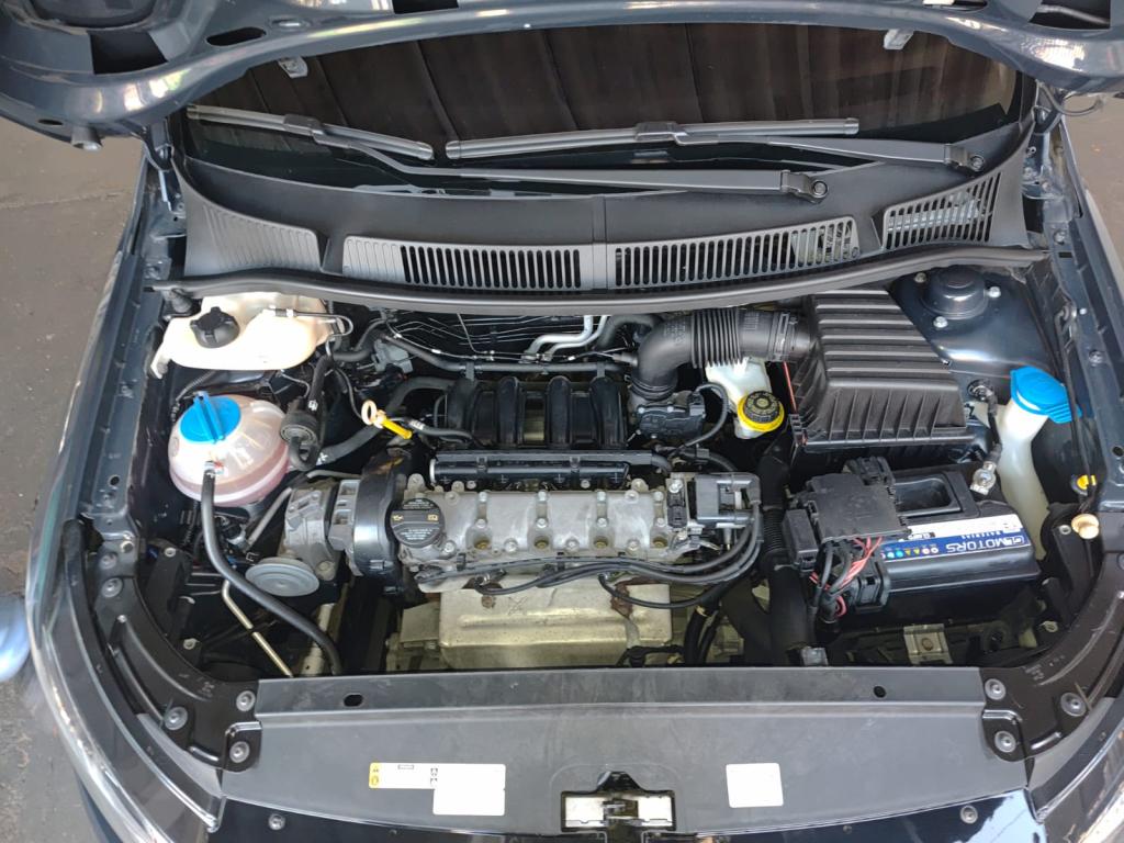 VOLKSWAGEN Fox - Foto
