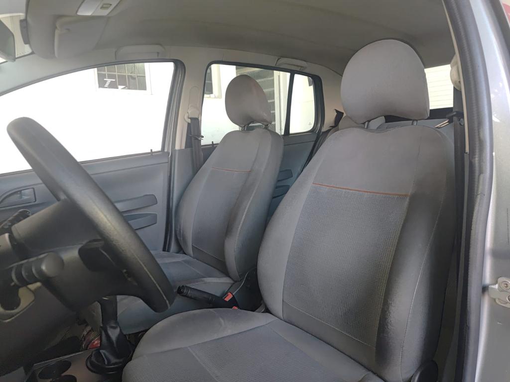 VOLKSWAGEN Fox - Foto
