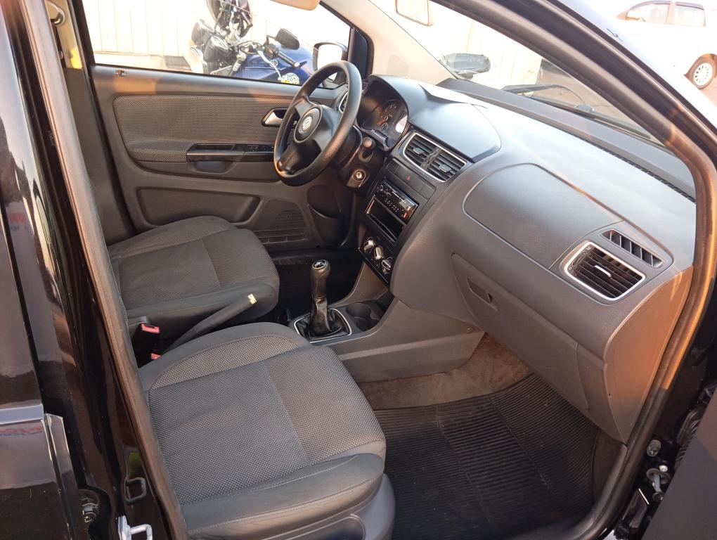 VOLKSWAGEN Fox - Foto