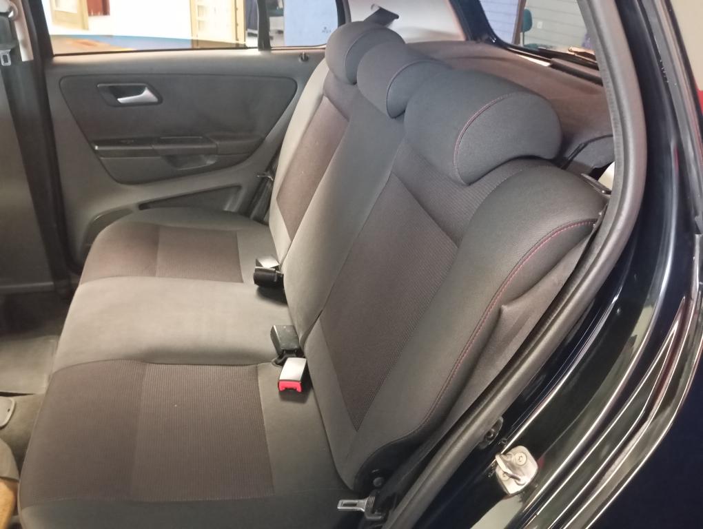 VOLKSWAGEN Fox - Foto
