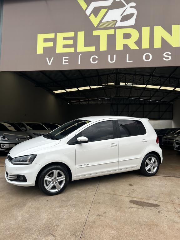 VOLKSWAGEN Fox - Foto