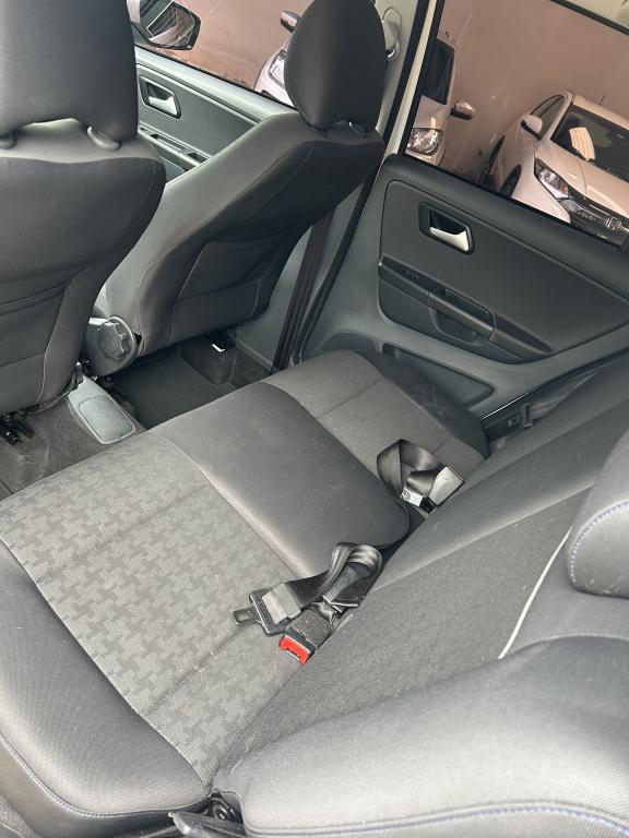 VOLKSWAGEN Fox - Foto