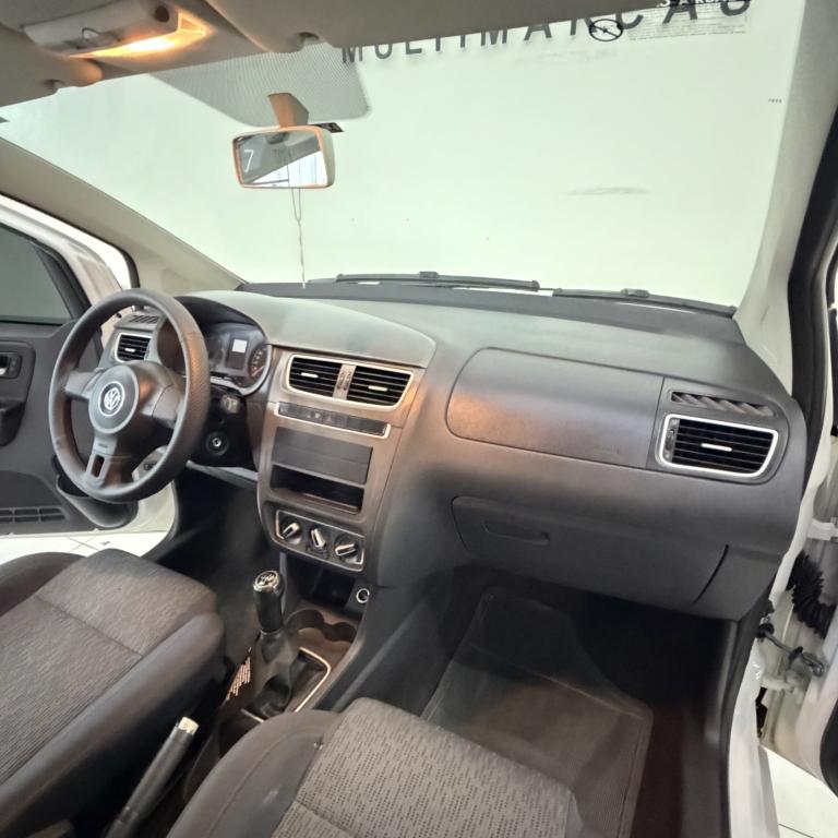 VOLKSWAGEN Fox - Foto
