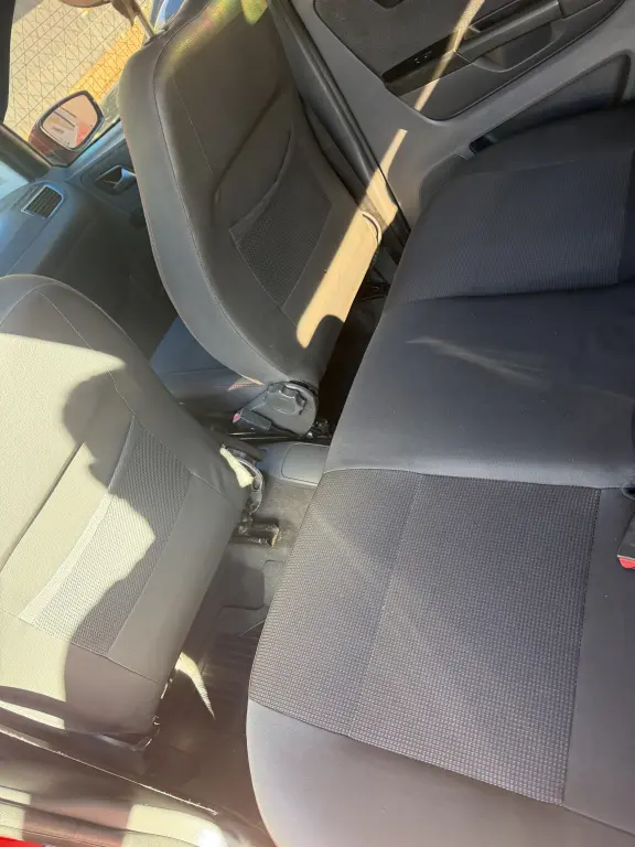 VOLKSWAGEN Fox - Foto
