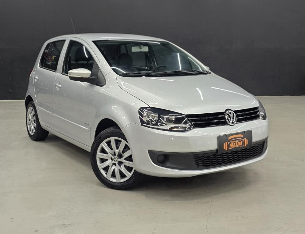 VOLKSWAGEN Fox - Foto