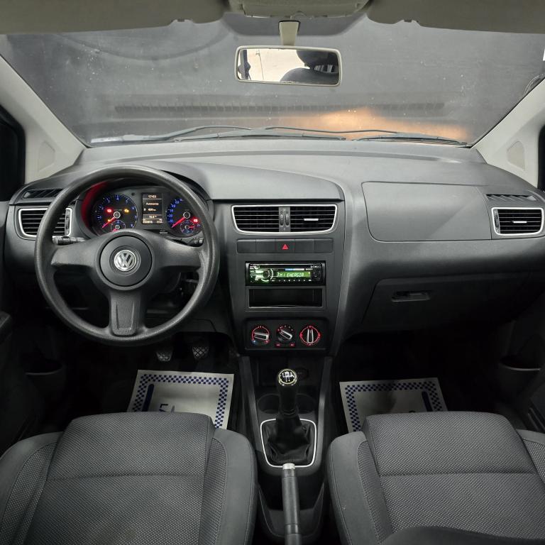 VOLKSWAGEN Fox - Foto