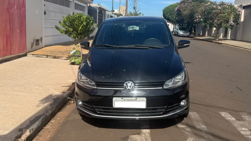 VOLKSWAGEN Fox - Foto