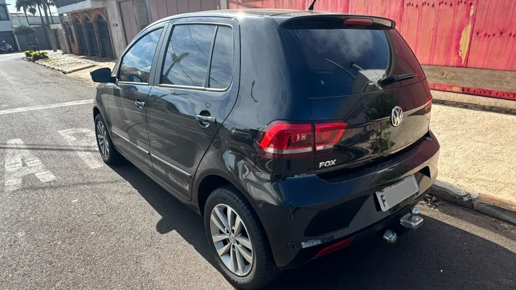 VOLKSWAGEN Fox - Foto