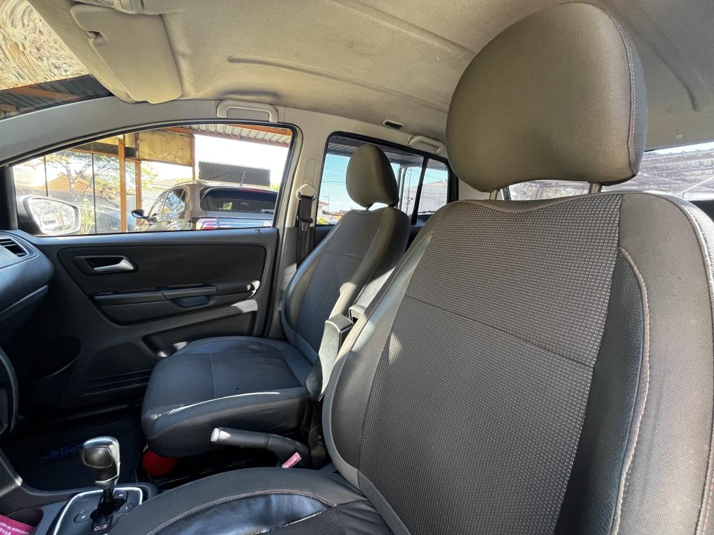 VOLKSWAGEN Fox - Foto