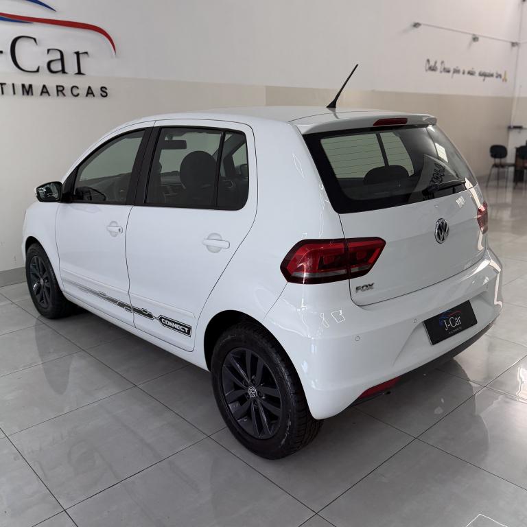 VOLKSWAGEN Fox - Foto